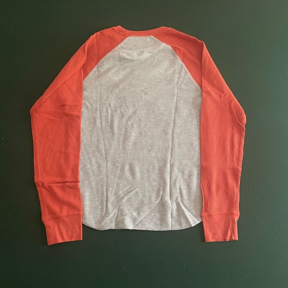Gap Thermal Baseball Tee - Picture 2 of 3